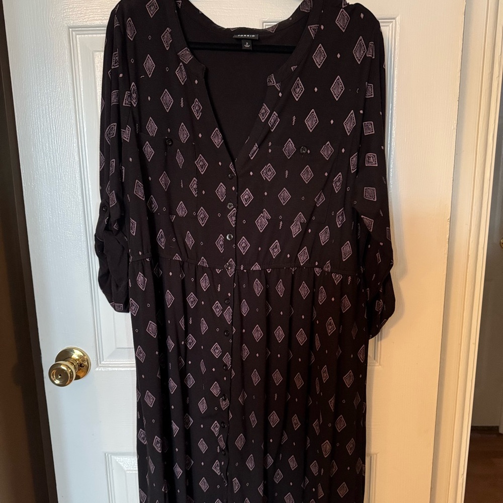 Black shirt dress